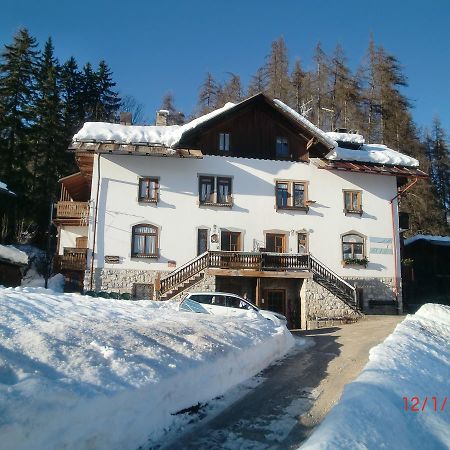 Menardi Sisto B&B Cortina dʼAmpezzo Exterior foto